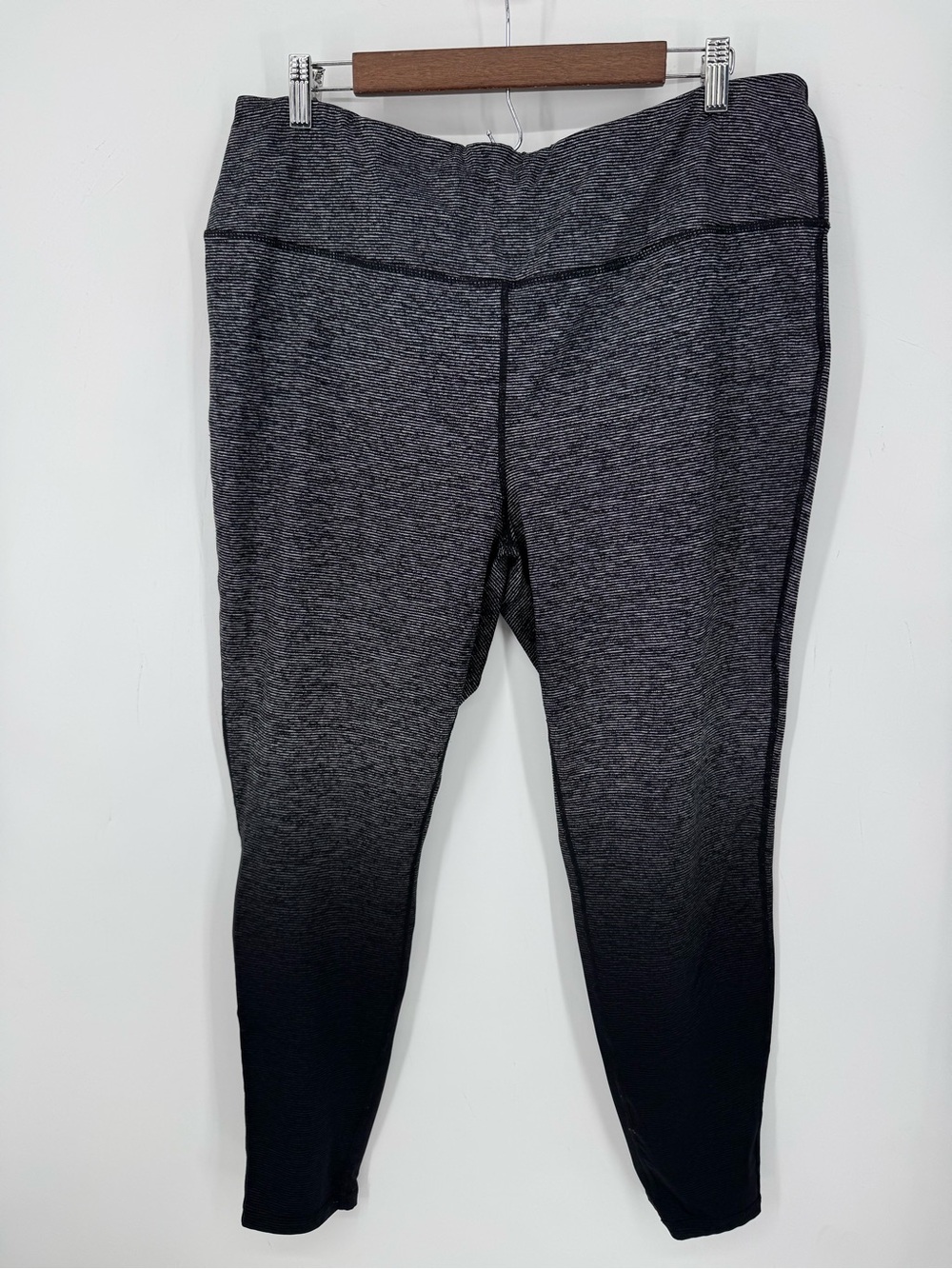Torrid High Waist Ombré Striped Neutral Workout Gym Active Leggings Plus Size 3X